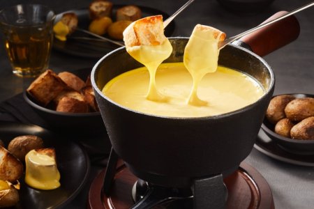 15 Fondue-Rezepte, die jeder zubereiten kann