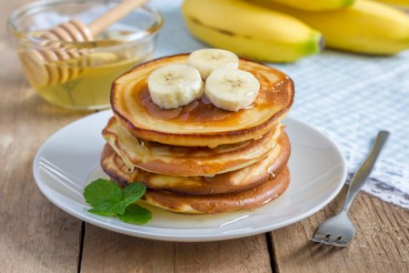 20 recettes de pancakes à la banane que tout le monde peut préparer
