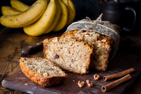 20 recetas de bizcocho de plátano para todos los gustos