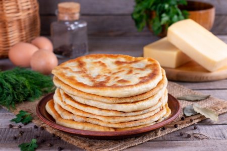 15 beste Arten, Khychiny zuzubereiten