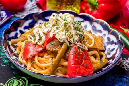 12 beste Wege, gebratenen Lagman zuzubereiten