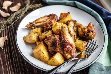 Las 15 mejores recetas de alitas de pollo con patatas al horno