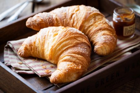 20 Great Puff Pastry Croissant Recipes