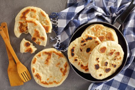 15 Rezepte für Hefefladenbrote, die Sie unbedingt probieren sollten