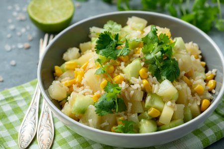 15 ensaladas espectaculares con maíz y pepino