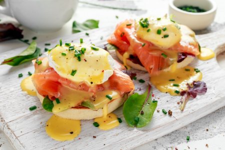 8 tolle Arten, Eggs Benedict zuzubereiten