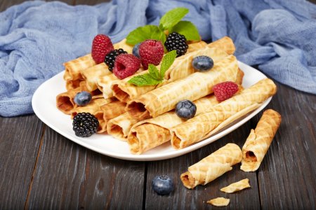 20 Waffelröllchen-Rezepte, die kinderleicht zuzubereiten sind