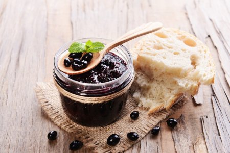20 Delicious Blackcurrant Jam Recipes