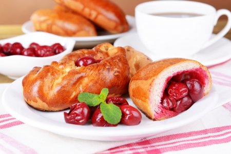 Empanadillas de cereza: 15 excelentes recetas para todos los gustos