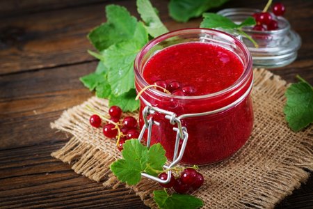 12 Amazing Red Currant Jam Recipes