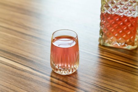15 excelentes maneras de preparar licor de grosella