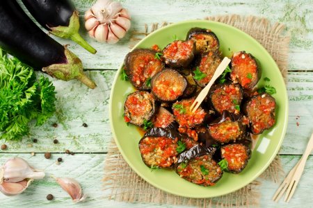 Berenjenas al estilo georgiano para el invierno: 20 de las recetas más deliciosas