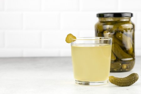 15 schnelle Rezepte für Gurkenlake für den Winter