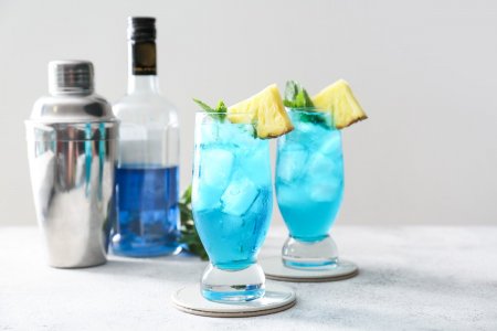 20 Best Blue Lagoon Cocktail Recipes
