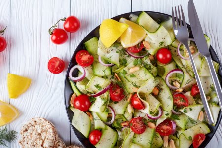 20 Fresh Zucchini Salads to Diversify Your Diet