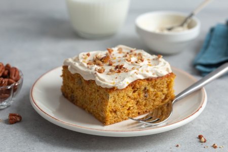 15 Amazing Whipped Cream Frosting Recipes for Cake
