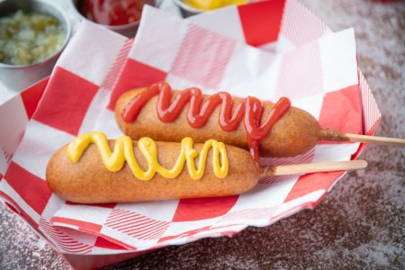 8 mejores recetas para preparar corn dogs