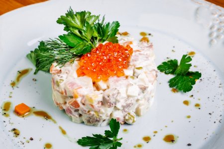 20 Salads for Valentine's Day That Will Surely Impress