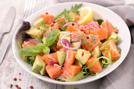 15 Avocado and Red Fish Salads to Grace Any Table
