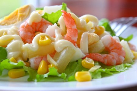 Las 15 mejores ensaladas con camarones y col china