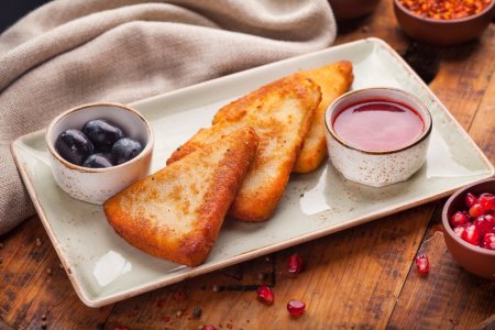 12 Easy Fried Suluguni Recipes