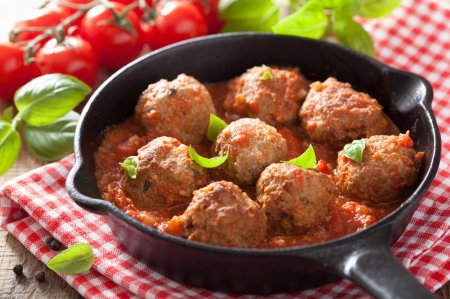 Meatball Sauce: 15 Quick and Easy Recipes