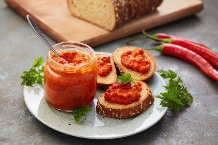 Ajvar para el invierno: 8 recetas que cualquiera puede preparar