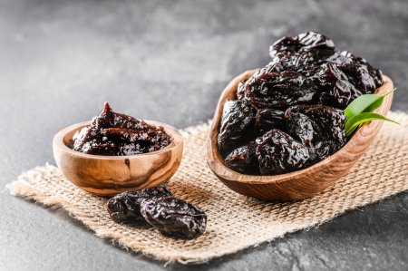 12 Great Prune Recipes for Winter