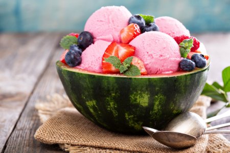 12 postres magníficos con sandía para este verano