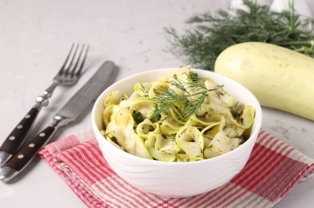 Calabacines ligeramente salados: 8 recetas fáciles y rápidas