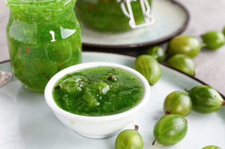 12 Best Gooseberry and Lemon Recipes for Winter