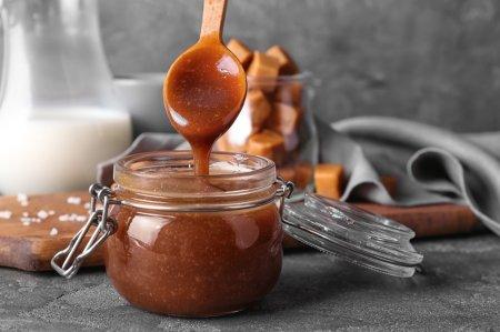 8 Great Recipes for Homemade Salted Caramel