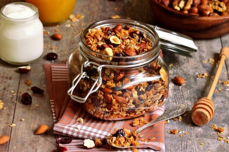12 Easy Homemade Granola Recipes