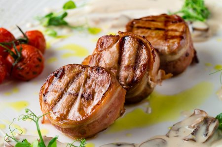 10 Recipes for Tender and Juicy Veal Medallions