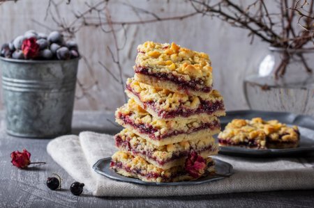 12 Easy Jam Pie Recipes for a Quick Treat