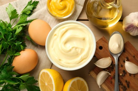 Healthy Mayonnaise: 8 Low-Calorie Homemade Recipes