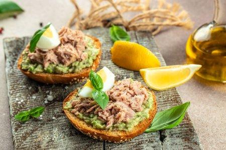 8 Wonderful Tuna Canape Recipes