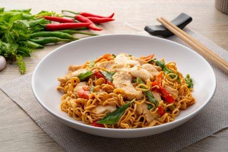 10 Delicious Instant Noodle Recipes