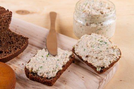 Paté de espadines para sándwiches: 6 recetas deliciosas y sencillas