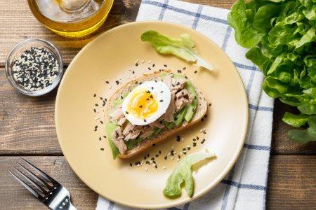 Sándwiches de aguacate y atún: 10 recetas para todos los gustos