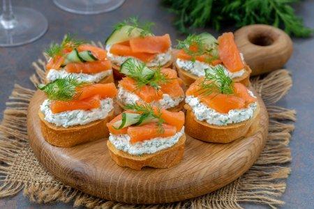 Sándwiches de salmón y queso crema: 10 recetas rápidas