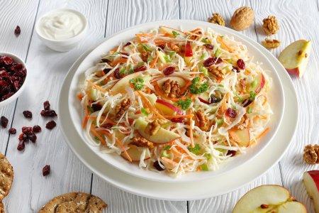 12 recetas rápidas de ensaladas de col fresca con manzana