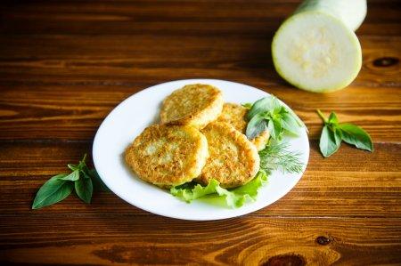 Galettes de poulet et courgettes à la friteuse à air – une excellente recette