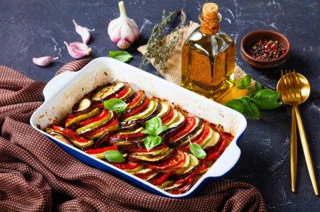 Aubergines et courgettes rôties au four – recette étape par étape