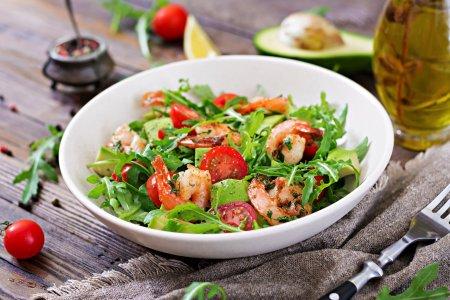 Salade de roquette, crevettes et tomates cerises – une excellente recette