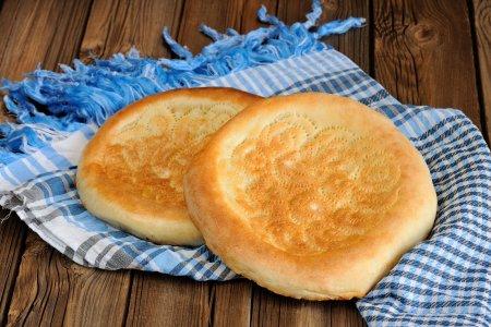 Galettes ouzbeks sans levure au four – recette pas à pas