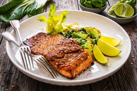 Steaks de truite à la sauce soja au four – recette pas à pas