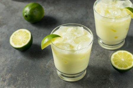 Limonade brésilienne au citron vert et lait concentré – recette pas à pas